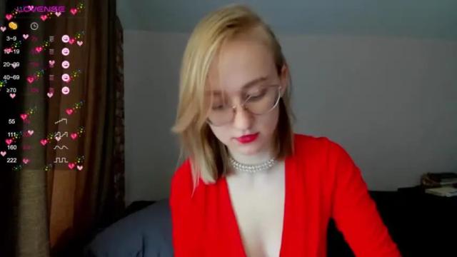 Image 12 of _ruby_kim Stream on Chaturbate on 14 months ago