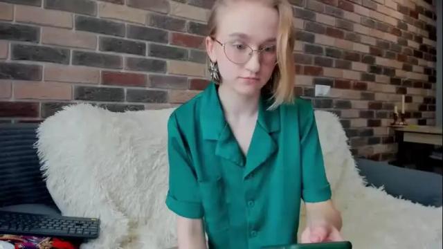 Image 8 of _ruby_kim Stream on Chaturbate on 2 months ago