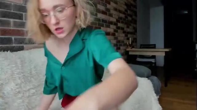 Image 10 of _ruby_kim Stream on Chaturbate on 2 months ago