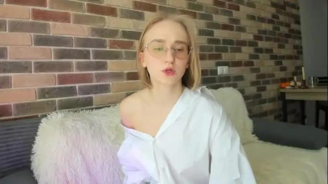 Image 7 of _ruby_kim Stream on Chaturbate on 2 months ago