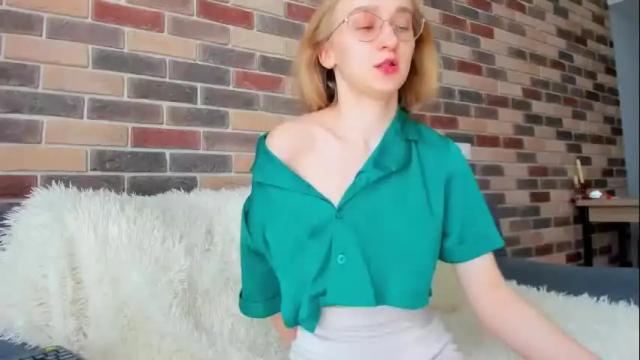 Image 8 of _ruby_kim Stream on Chaturbate on 1 month ago