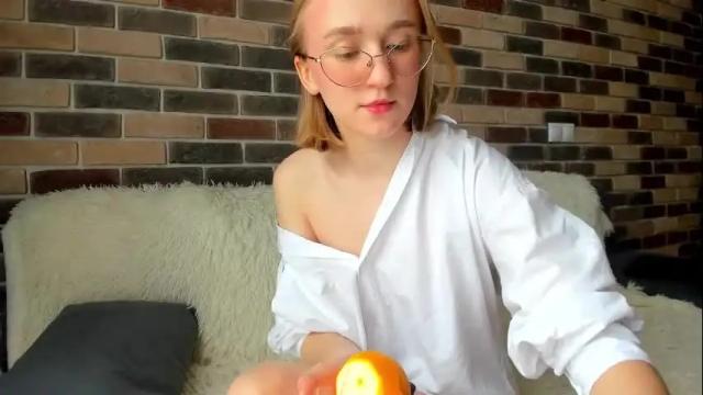 Image 10 of _ruby_kim Stream on Chaturbate on 23 days ago
