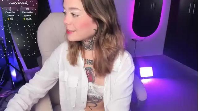 Image 11 of _sabrinamoon Stream on Chaturbate on 22 days ago