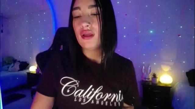 Image 12 of _santalove_ Stream on Chaturbate on 1 month ago