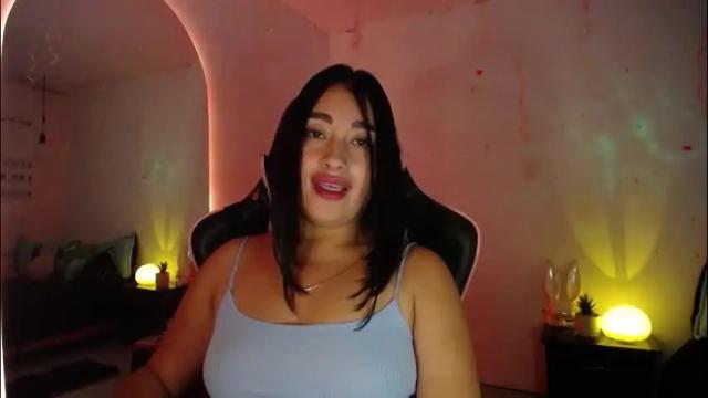 Image 3 of _santalove_ Stream on Chaturbate on 29 days ago