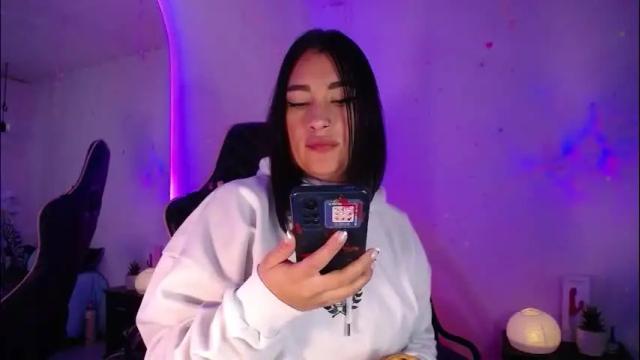 Image 12 of _santalove_ Stream on Chaturbate on 13 days ago