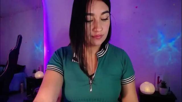 Image 3 of _santalove_ Stream on Chaturbate on 13 days ago