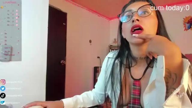 Image 10 of _saraaparker_ Stream on Chaturbate on 14 months ago