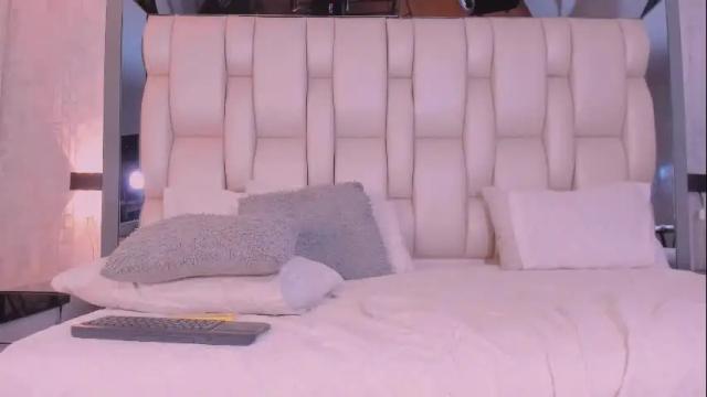 Image 10 of _saragarcia_ Stream on Chaturbate on 1 month ago