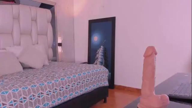 Image 12 of _saragarcia_ Stream on Chaturbate on 1 month ago