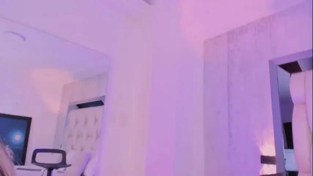 Image 3 of _saragarcia_ Stream on Chaturbate on 1 month ago