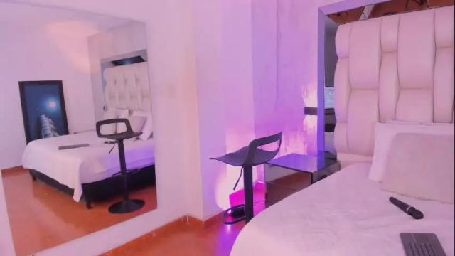 Image 10 of _saragarcia_ Stream on Chaturbate on 1 month ago