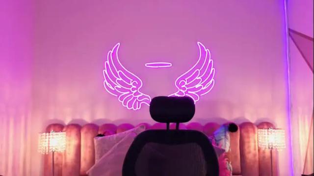 Image 7 of _scarletmoore Stream on Chaturbate on 1 month ago