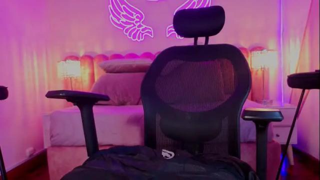 Thumbnail 2, _scarletmoore's Stream at Chaturbate, 1 month ago