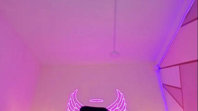 Image 3 of _scarletmoore Stream on Chaturbate on 8 days ago