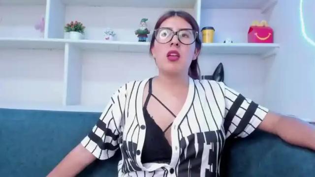 Image 12 of _scarlett_evans Stream on Chaturbate on 13 months ago
