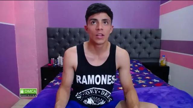 Image 2 of _schnneider_ Stream on Chaturbate on 25 months ago