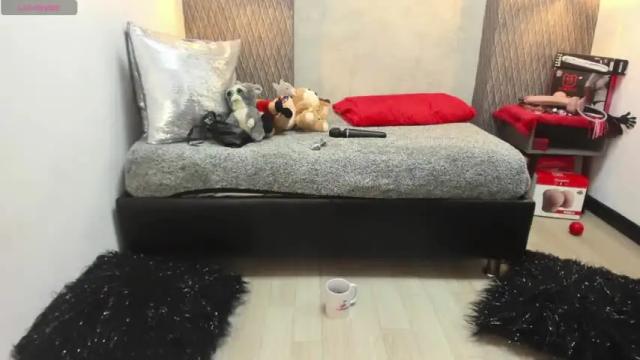 Image 4 of _selene_red Stream on Chaturbate on 12 months ago