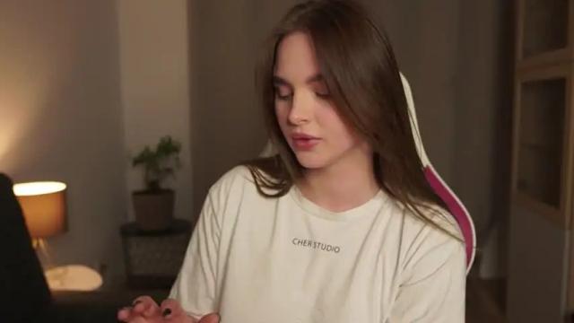 Image 10 of _sexi_lexi Stream on Chaturbate on 15 months ago