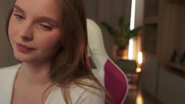 Image 7 of _sexi_lexi Stream on Chaturbate on 14 months ago
