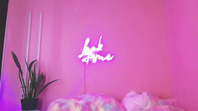 Image 10 of _sexydoll_3x Stream on Chaturbate on 14 months ago