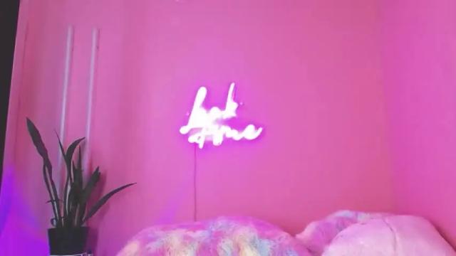 Image 11 of _sexydoll_3x Stream on Chaturbate on 14 months ago