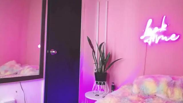 Image 12 of _sexydoll_3x Stream on Chaturbate on 14 months ago