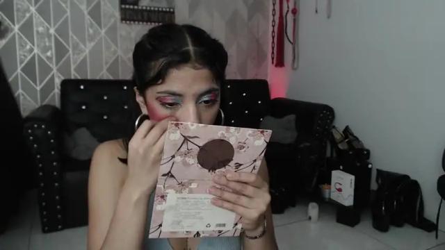 Image 10 of _silvana_hughes Stream on Chaturbate on 15 months ago