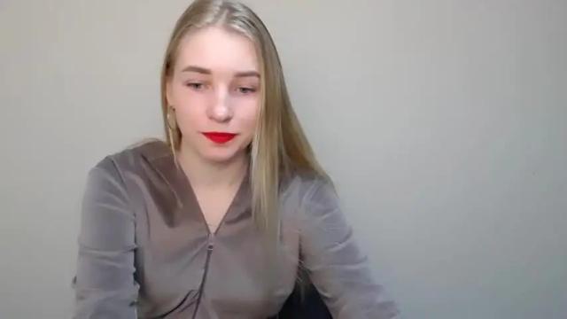 Image 6 of _snow_queen__ Stream on Chaturbate on 14 months ago