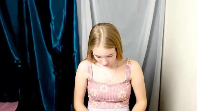 Image 11 of _snow_queen__ Stream on Chaturbate on 14 months ago