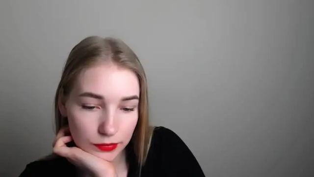 Image 3 of _snow_queen__ Stream on Chaturbate on 14 months ago