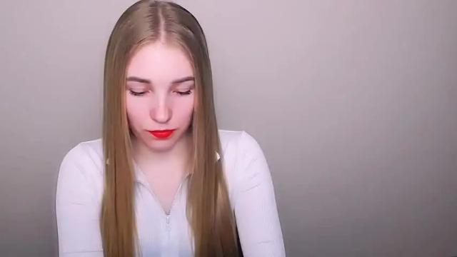 Image 2 of _snow_queen__ Stream on Chaturbate on 14 months ago