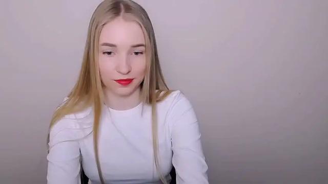 Image 7 of _snow_queen__ Stream on Chaturbate on 14 months ago