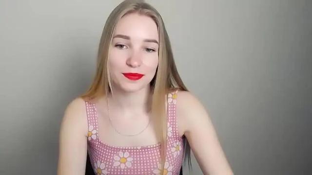 Image 3 of _snow_queen__ Stream on Chaturbate on 14 months ago