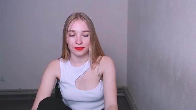 Image 12 of _snow_queen__ Stream on Chaturbate on 13 months ago