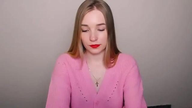 Image 4 of _snow_queen__ Stream on Chaturbate on 13 months ago