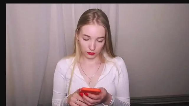 Image 6 of _snow_queen__ Stream on Chaturbate on 13 months ago
