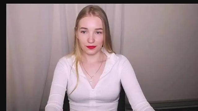Image 7 of _snow_queen__ Stream on Chaturbate on 13 months ago