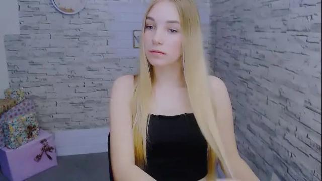Image 10 of _snow_queen__ Stream on Chaturbate on 2 months ago