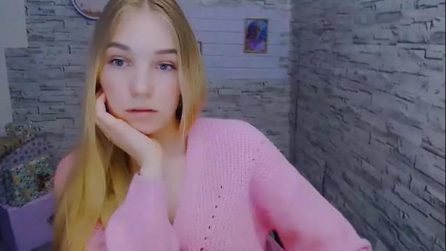 Image 2 of _snow_queen__ Stream on Chaturbate on 2 months ago