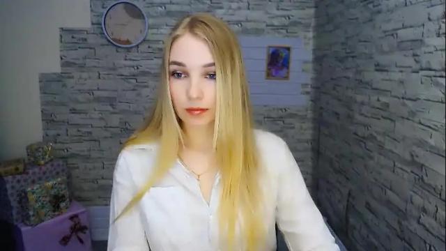 Image 2 of _snow_queen__ Stream on Chaturbate on 1 month ago