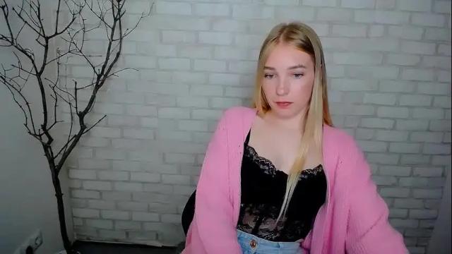 Image 7 of _snow_queen__ Stream on Chaturbate on 9 days ago