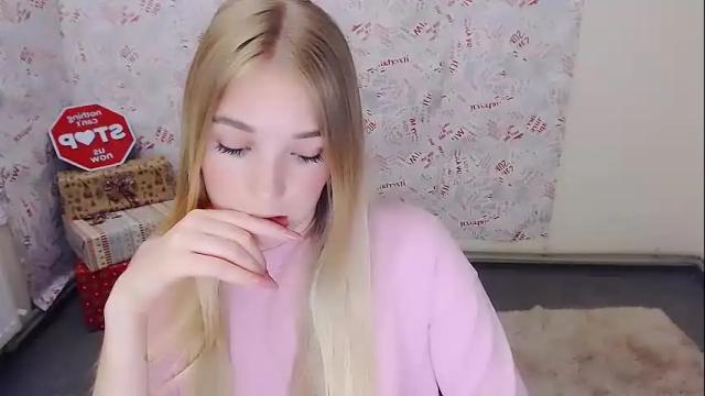 Image 10 of _snow_queen__ Stream on Chaturbate on 3 days ago