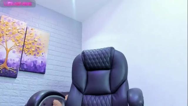 Image 8 of _sofia_cruz Stream on Chaturbate on 9 days ago