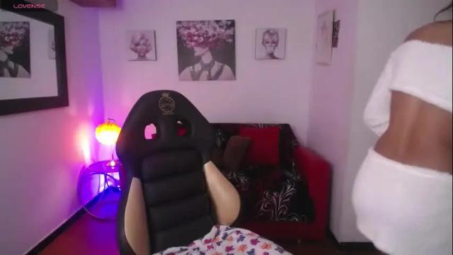 Image 2 of _sofia_martinez_ Stream on Chaturbate on 9 days ago