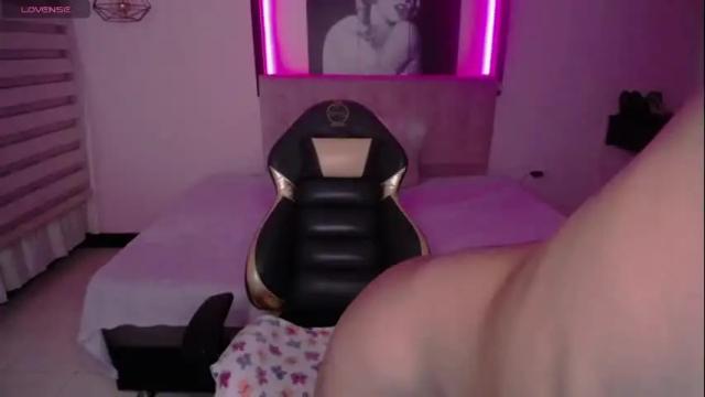 Image 12 of _sofia_martinez_ Stream on Chaturbate on 5 days ago