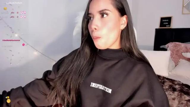 Image 8 of _sofiaa__ Stream on Chaturbate on 16 months ago