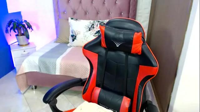Image 10 of _sofiajones_ Stream on Chaturbate on 2 months ago