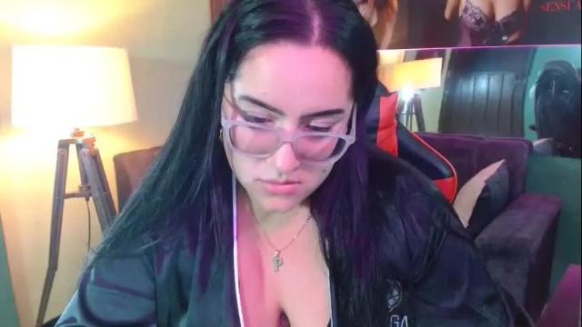Image 3 of _sofiajones_ Stream on Chaturbate on 18 days ago