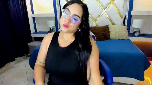 Image 3 of _sofiajones_ Stream on Chaturbate on 10 days ago